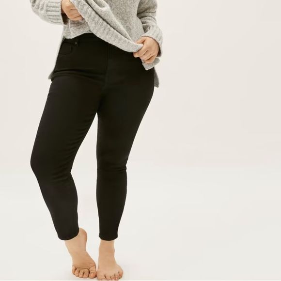 NWT Everlane The Curvy High-Rise Skinny Jean in Black, Size  26 - Picture 2 of 8